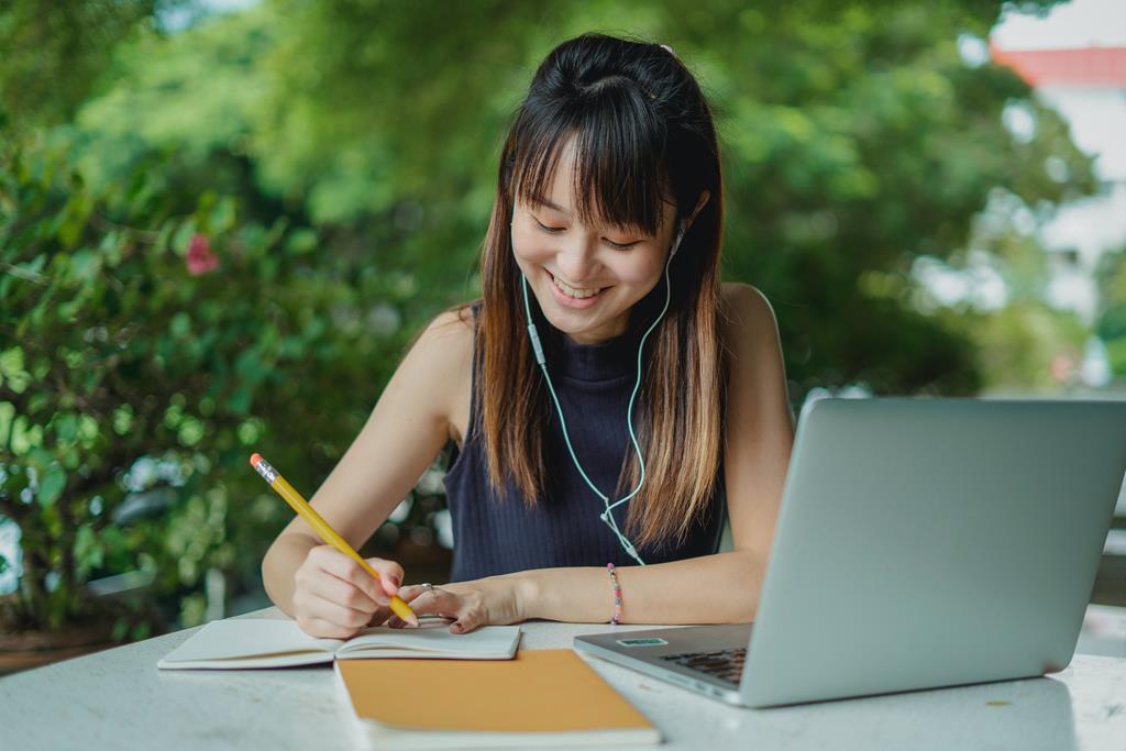 Rahasia Membaca Cepat (Skimming & Scanning) di TOEFL