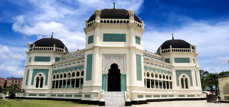 Masjid Al-Maksum, Pesona Abad ke-19 dari Peninggalan Kerajaan Islam Melayu Deli