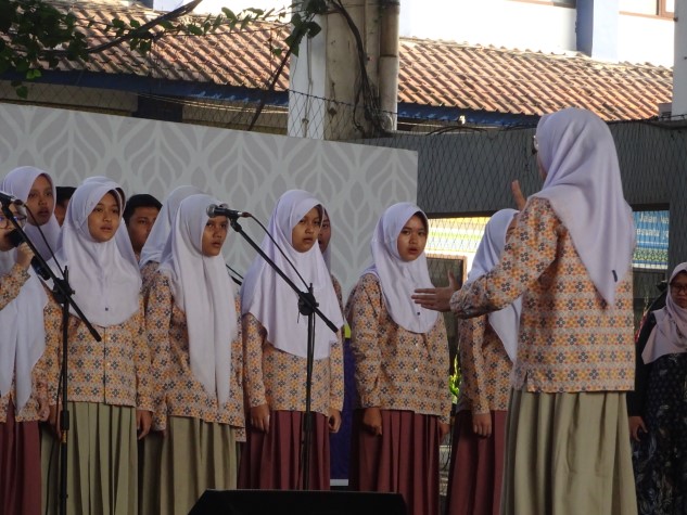 Membangun Karakter Unggul melalui Kegiatan Ekstrakurikuler di Pesantren Modern Al Masoem