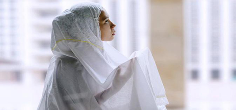Melaksanakan Shalat Tarawih Sendiri di Rumah, Bolehkah?