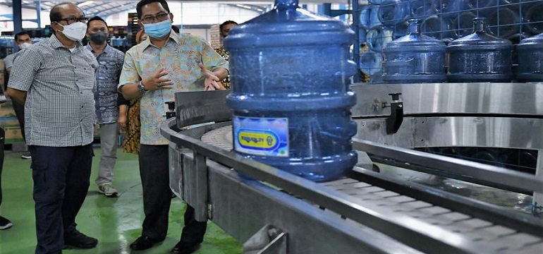 Keuntungan Jasa Maklon Air Mineral Al Masoem